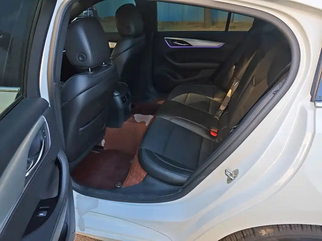 Cadillac CT5 — миниатюра 17
