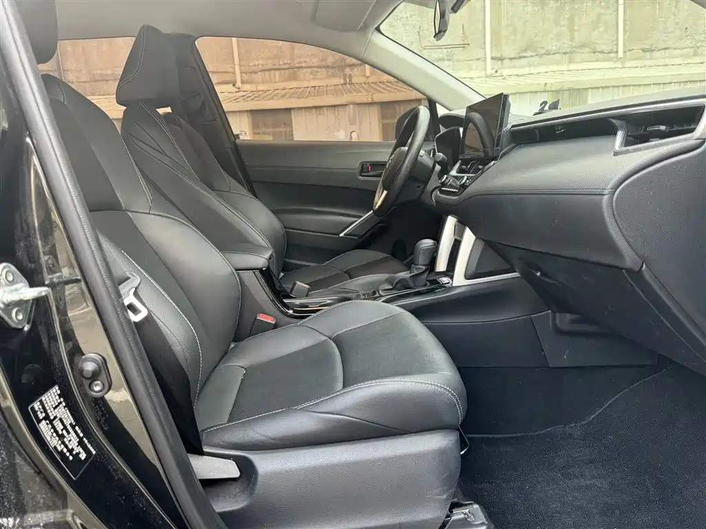 Toyota Frontlander — миниатюра 7