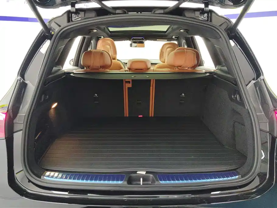 Mercedes-Benz GLC 2024 GLC 300 L 4MATIC 5 мест