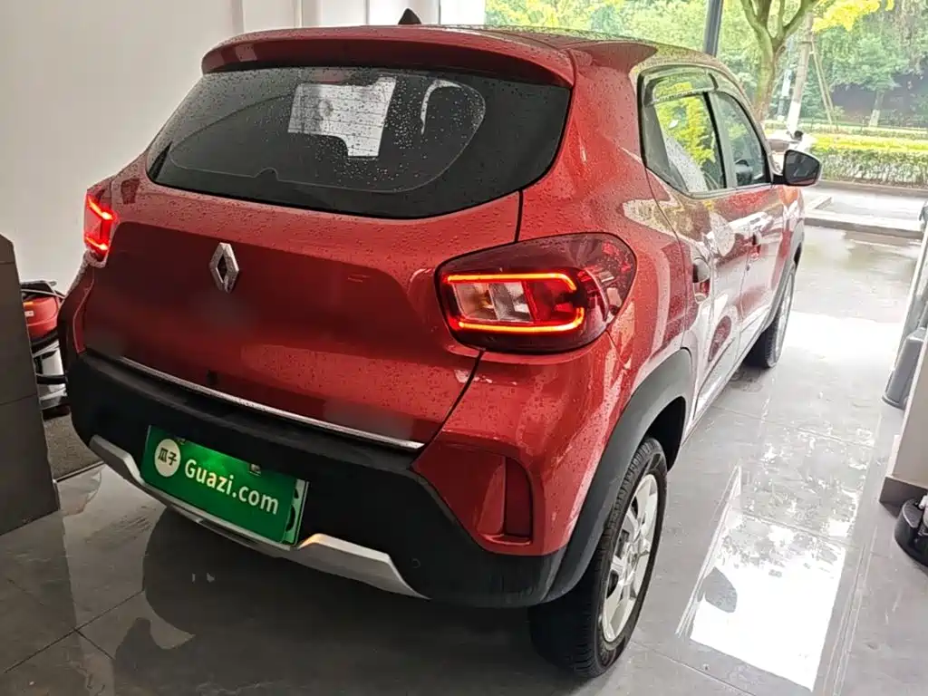 Renault City K-ZE — миниатюра 7