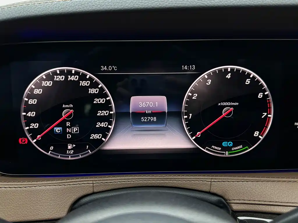 Mercedes-Benz S-Class — миниатюра 14