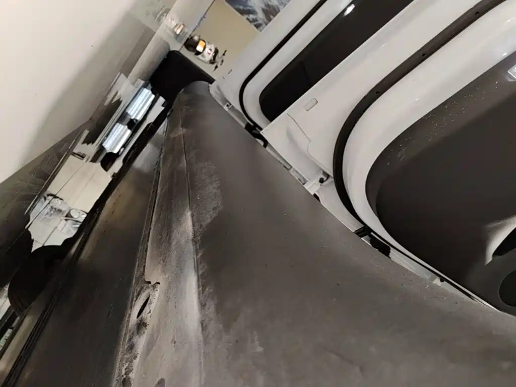 Tesla Model Y — миниатюра 22