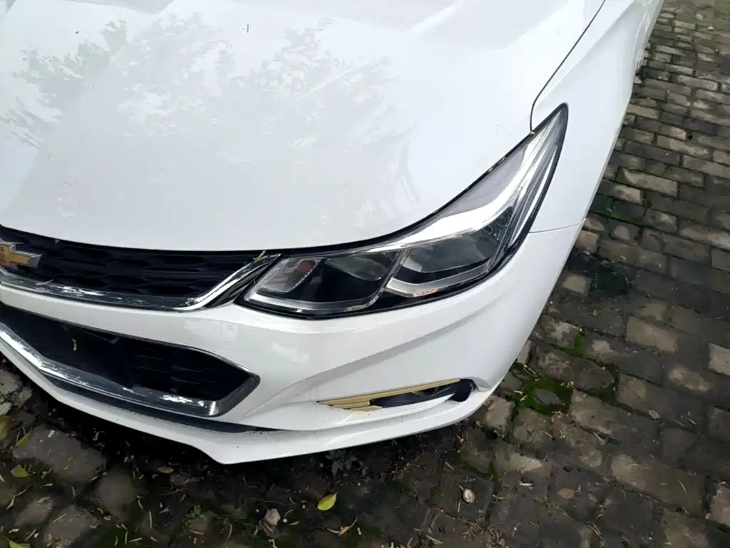 Chevrolet Cruze — миниатюра 24