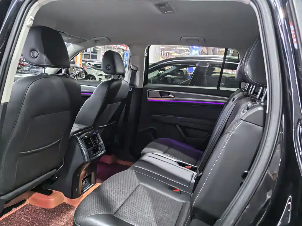 Volkswagen Teramont — миниатюра 12