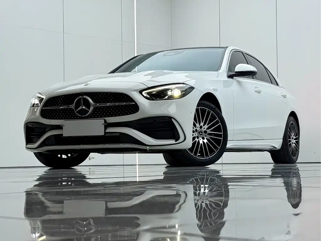 Mercedes-Benz C-Class — миниатюра 2