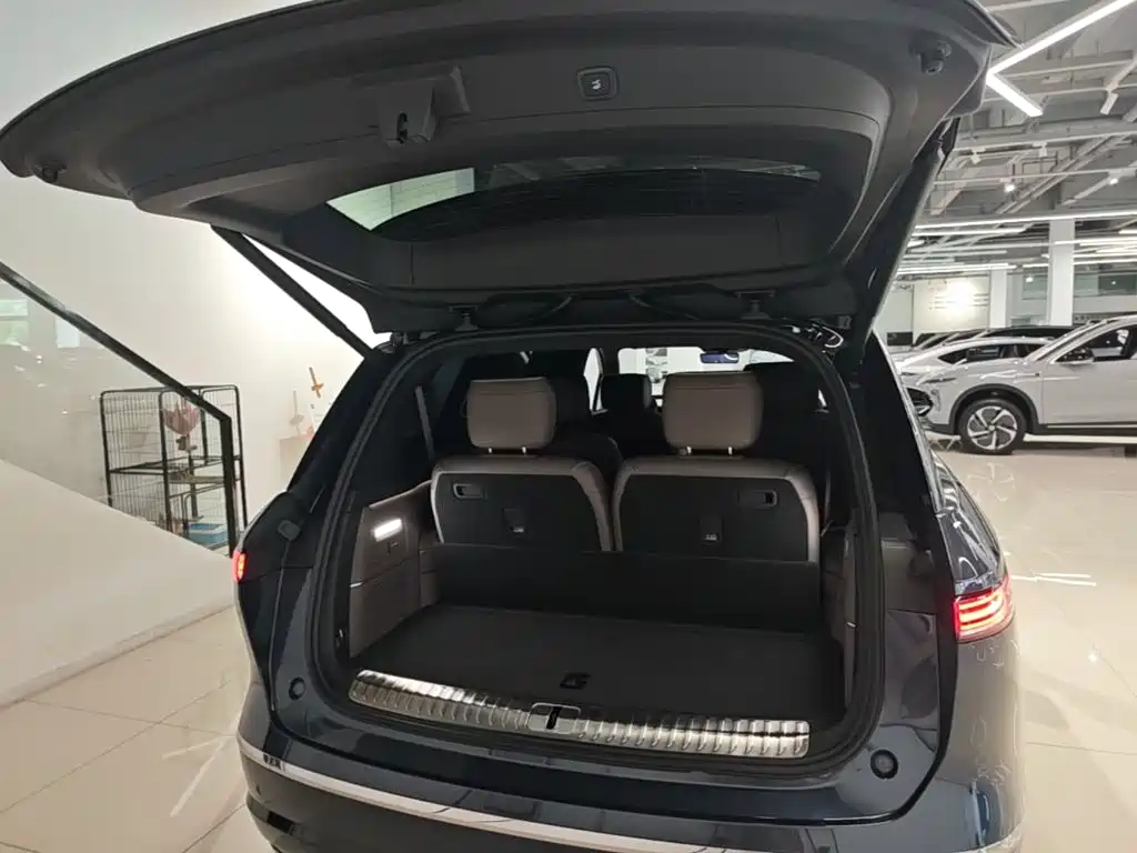 NIO ES8 — миниатюра 19