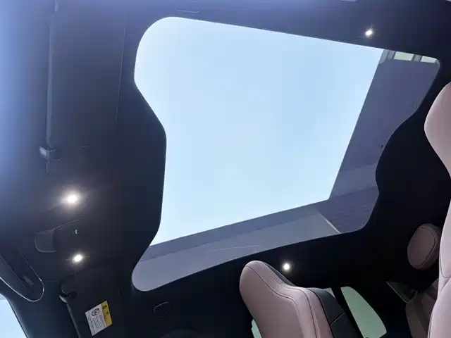 NIO EC6 — миниатюра 19