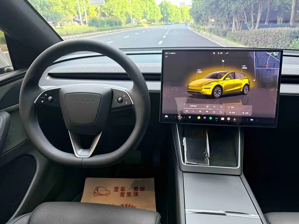 Tesla Model Y L — фотографии объявления, Фото 18