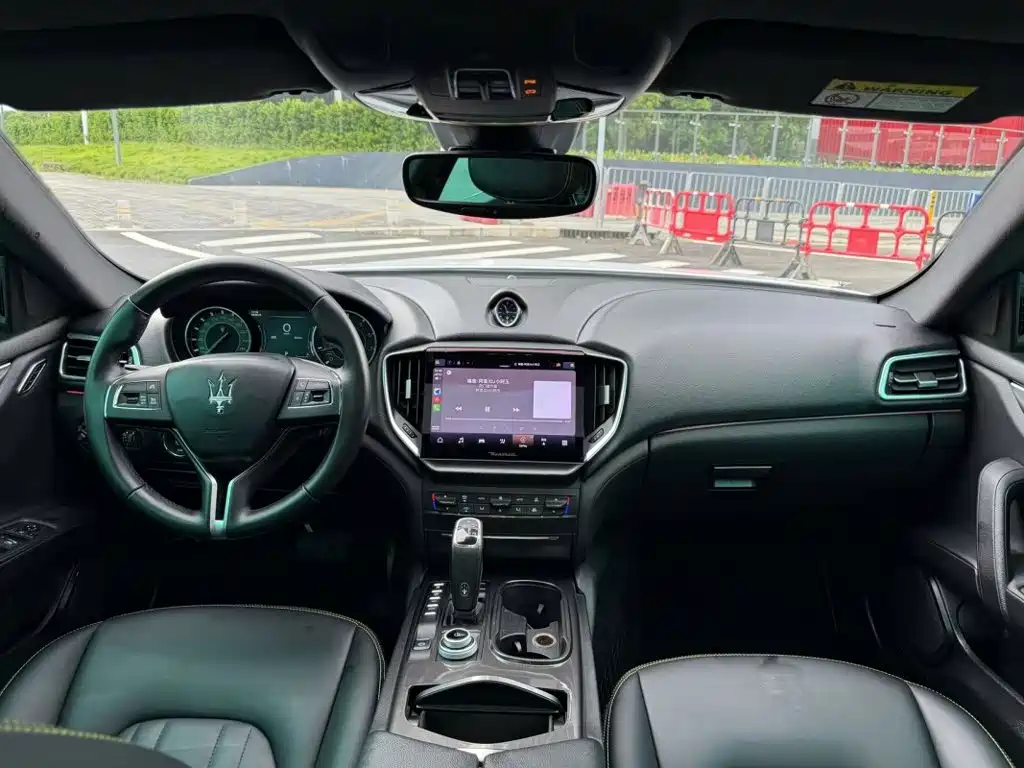 Maserati Ghibli — миниатюра 6