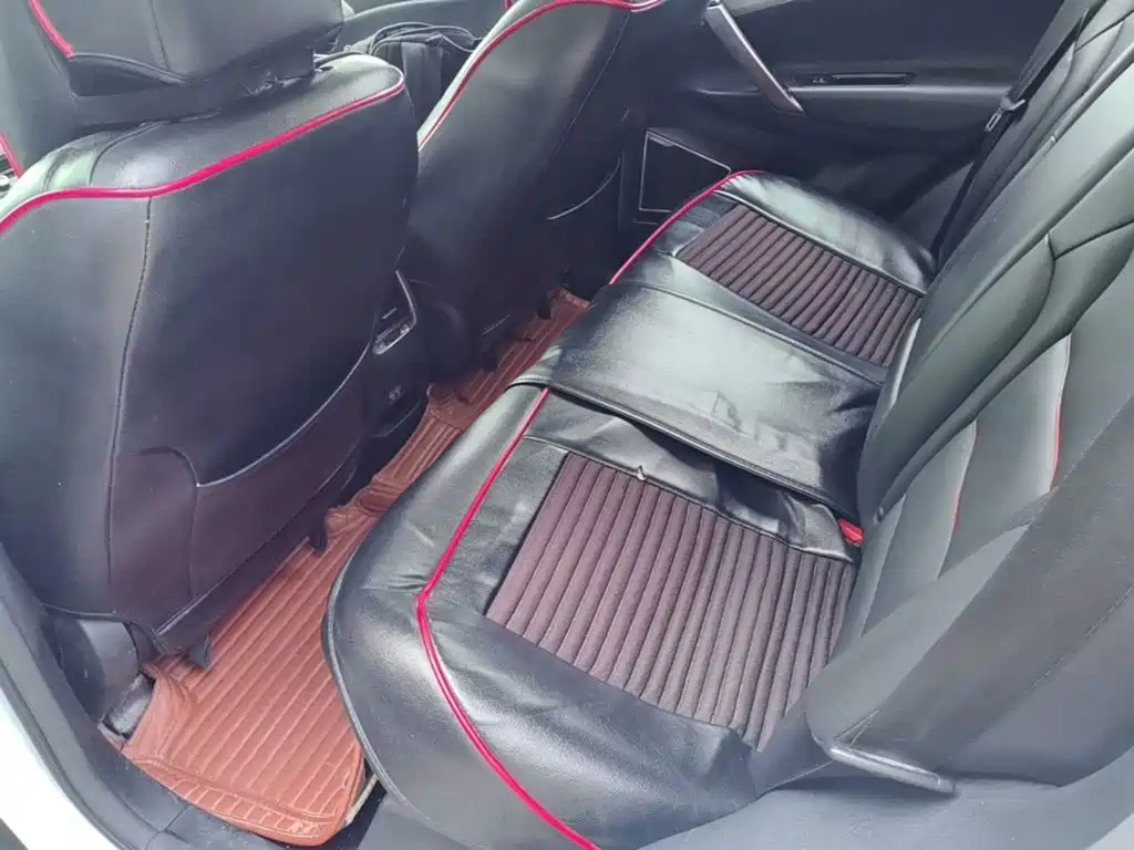 Geely Boyue — миниатюра 17