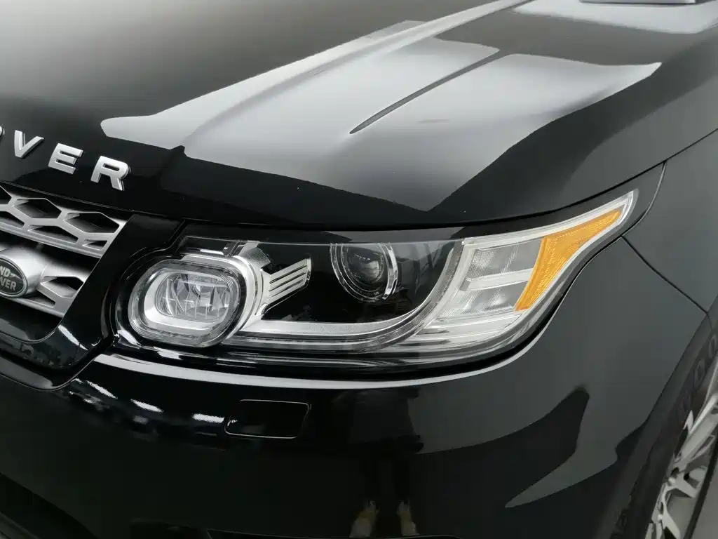 Land Rover Sport — миниатюра 7