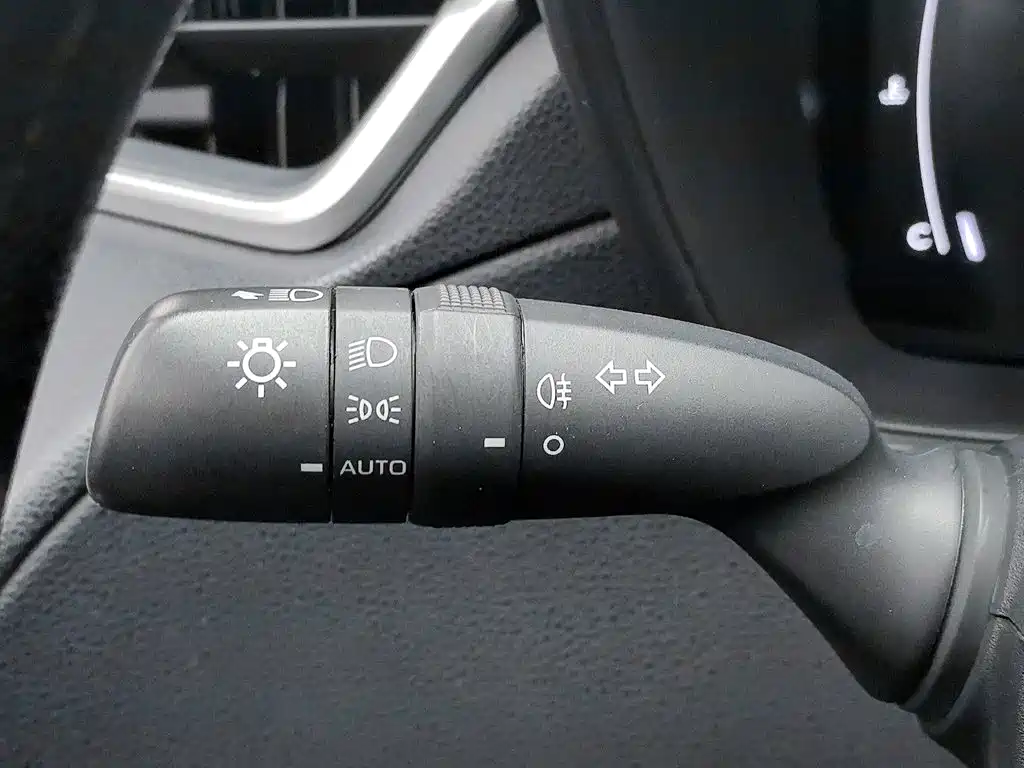 Toyota Frontlander — миниатюра 21