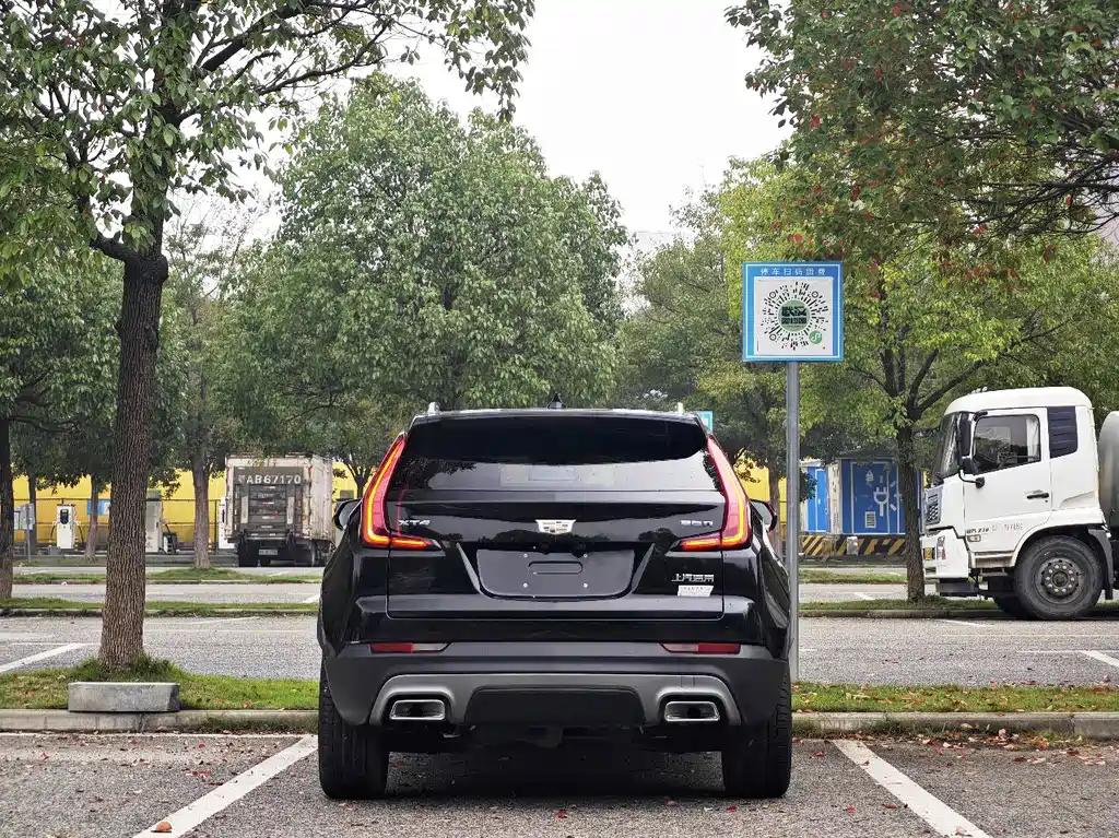 Cadillac XT4 — миниатюра 7