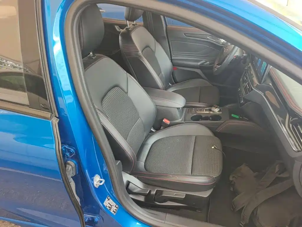 Ford Focus — миниатюра 25