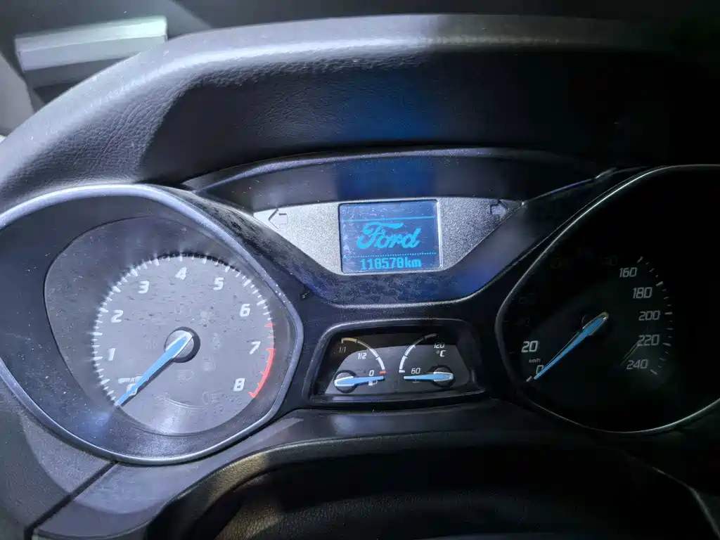 Ford Focus — миниатюра 8