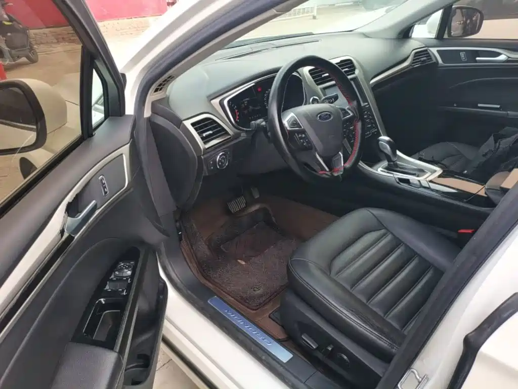 Ford Mondeo — миниатюра 16