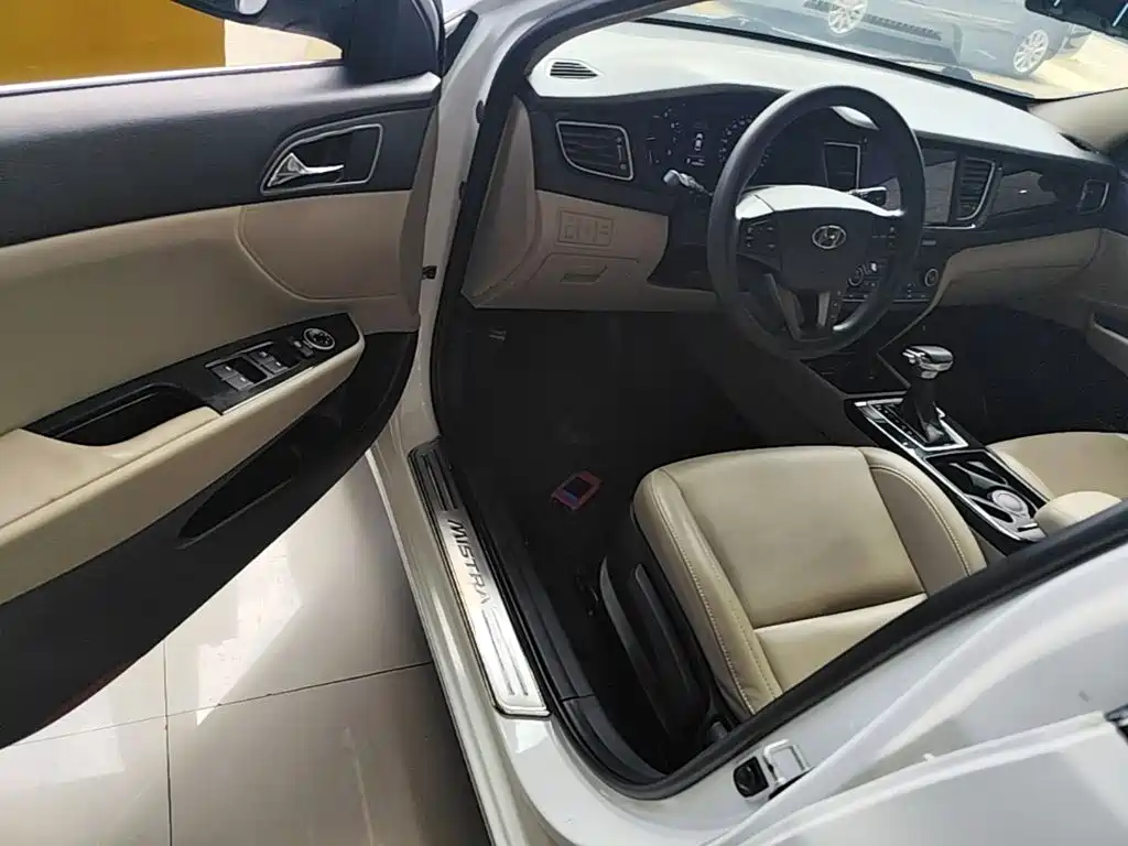 Hyundai Mistra — миниатюра 16