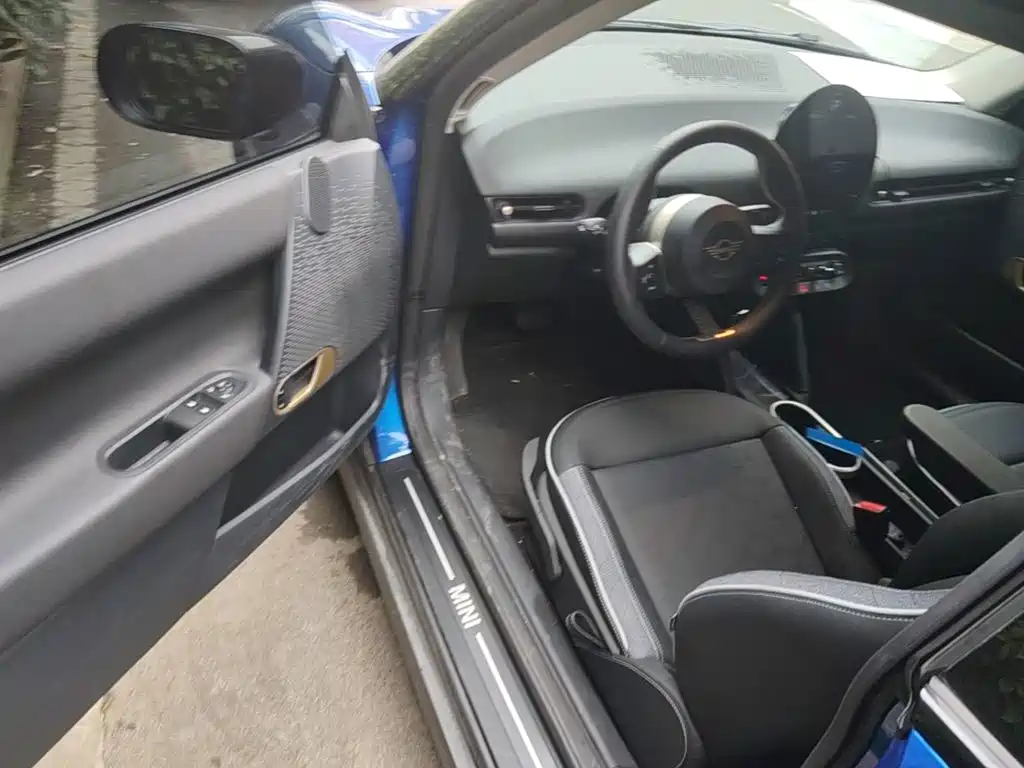 MINI MINI COOPER EV — миниатюра 16