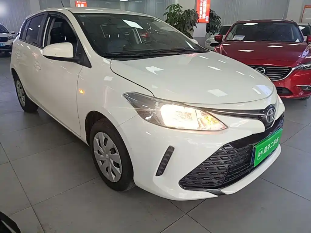 Toyota Vios FS — миниатюра 4
