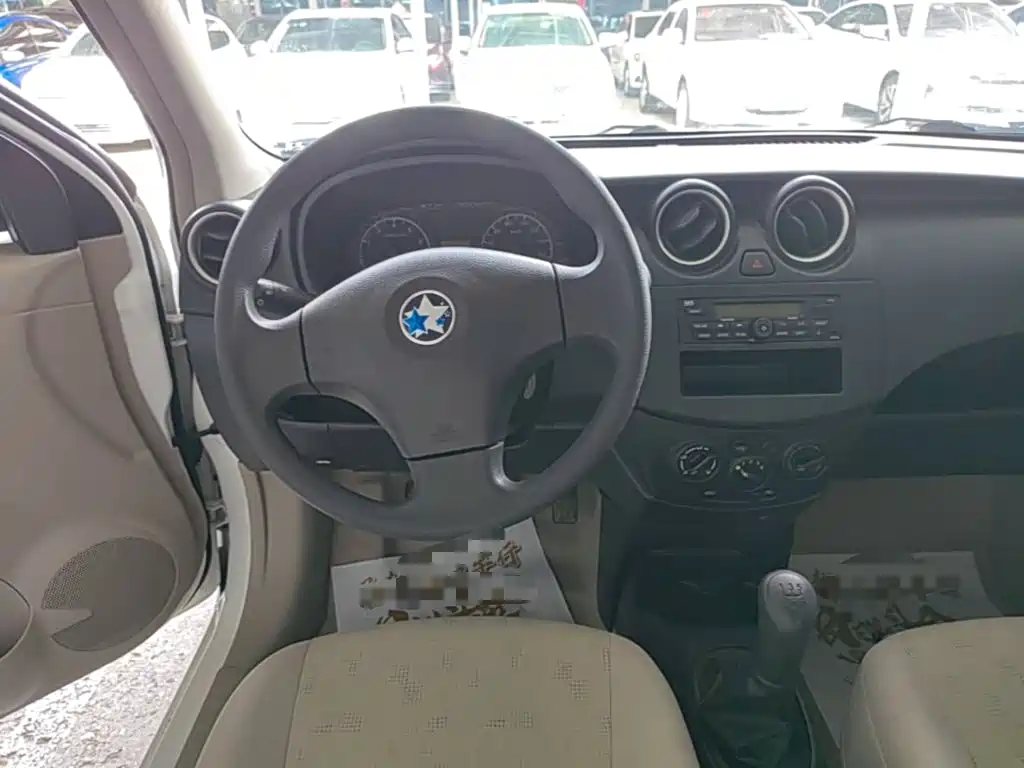 Venucia R30 — миниатюра 11