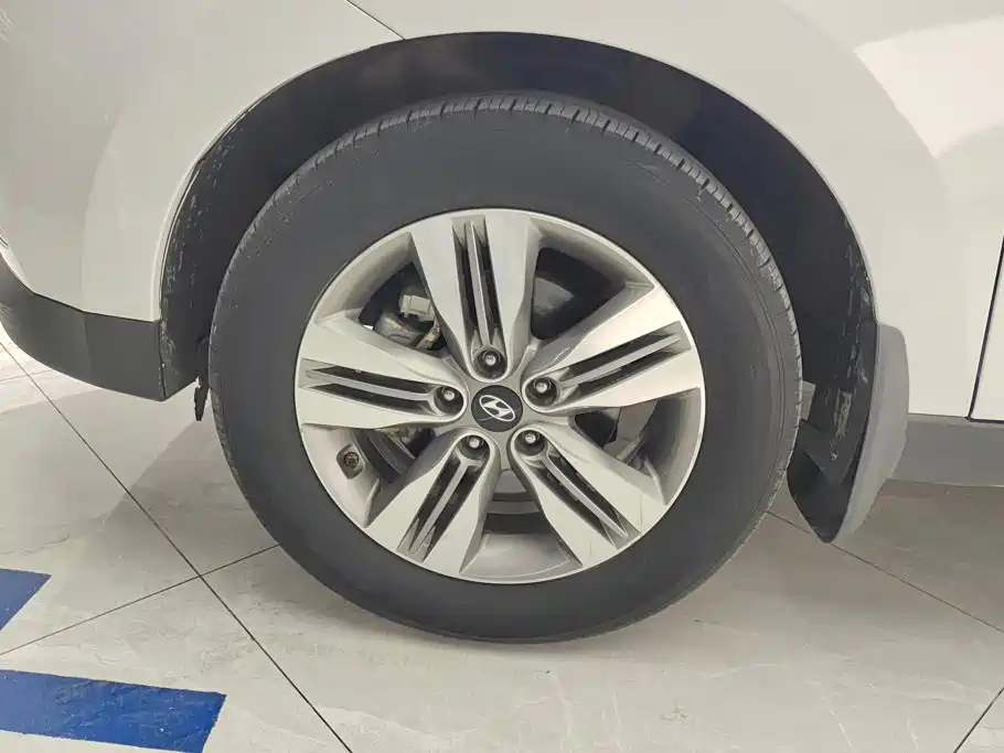 Hyundai ix35 — миниатюра 6