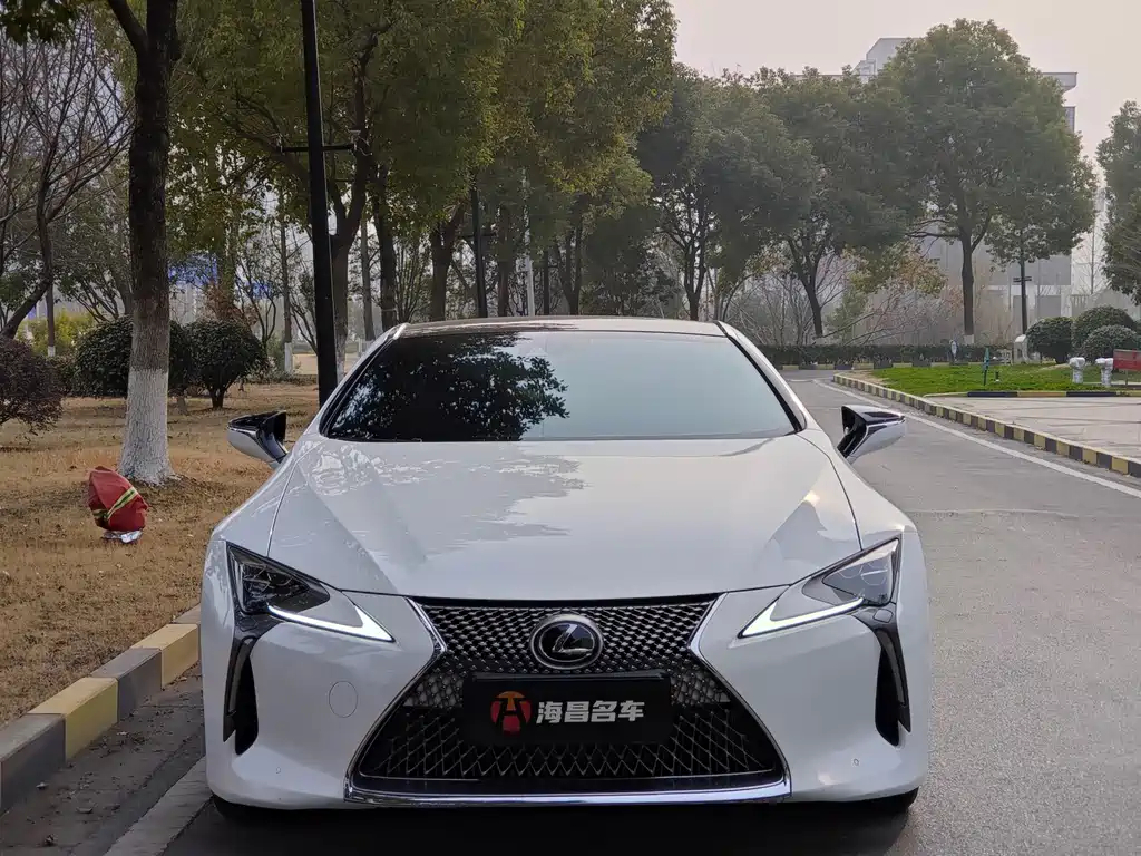 LEXUS LC