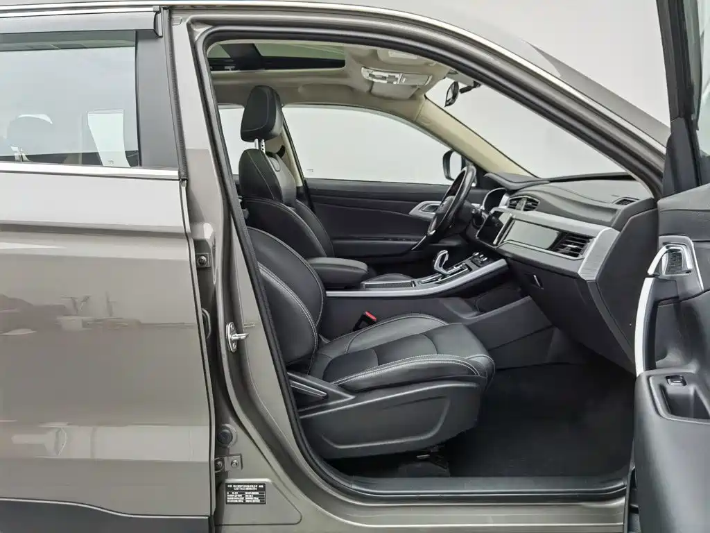 Geely Boyue — миниатюра 23