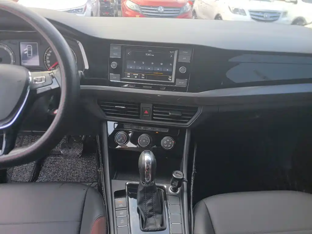 Volkswagen Bora — миниатюра 13