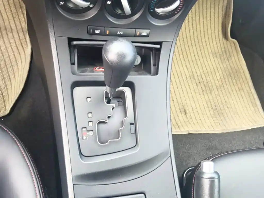 Mazda 3 Xingcheng — миниатюра 14