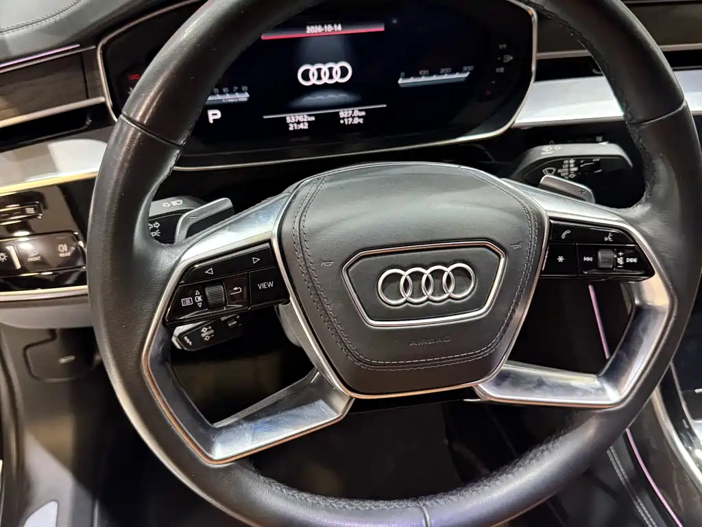 Audi A8 — миниатюра 7