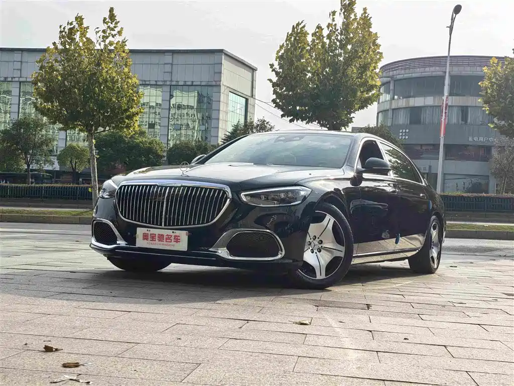 Mercedes-Benz Maybach S-Class