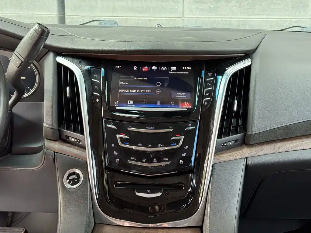 Cadillac Escalade — миниатюра 6