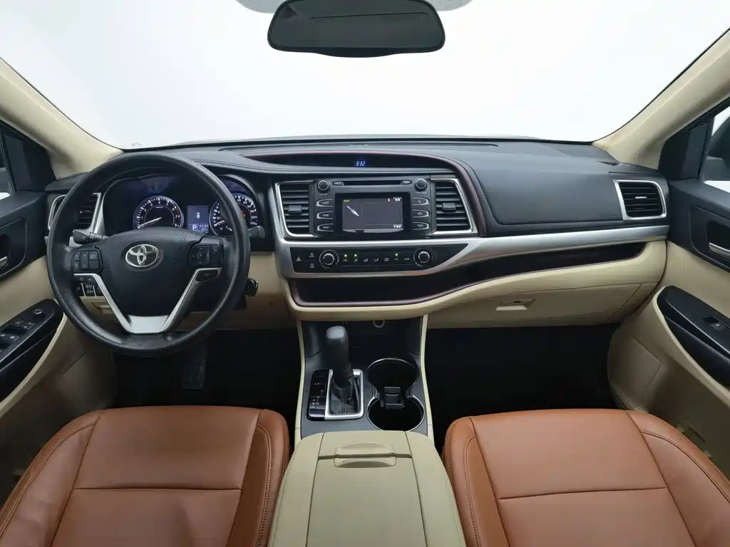 Toyota Highlander — миниатюра 5