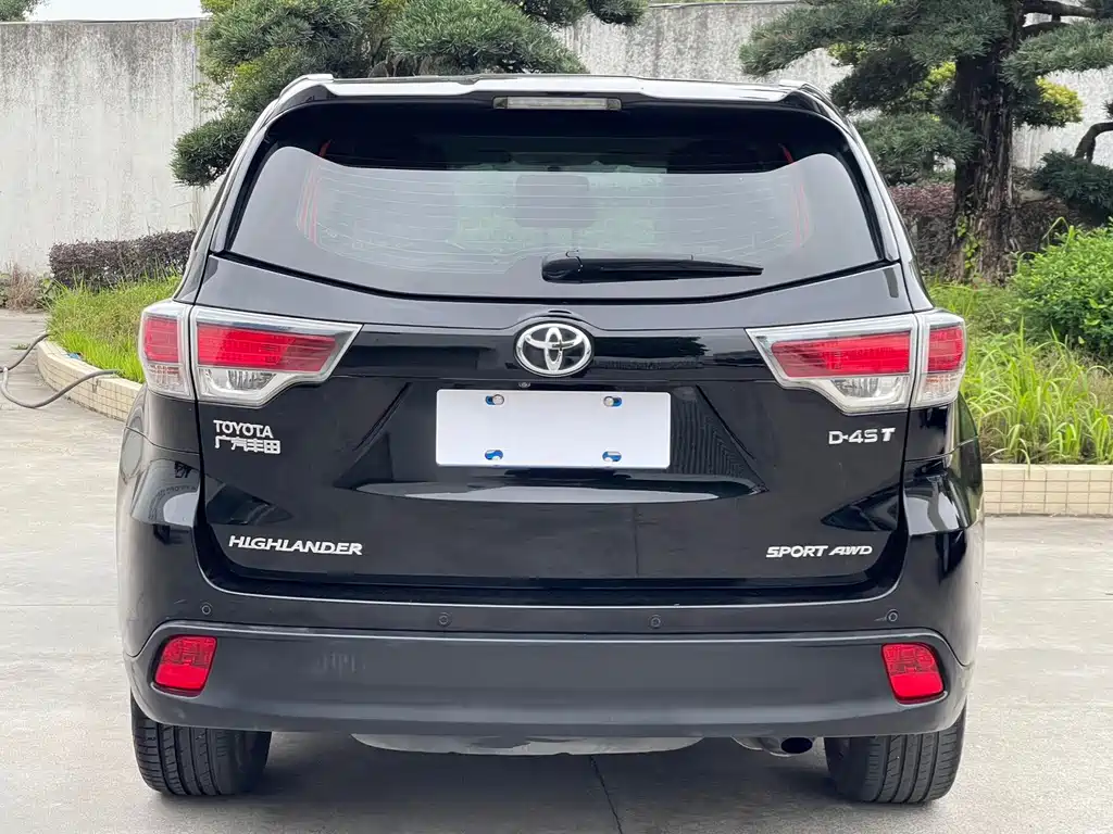 Toyota Highlander — миниатюра 4
