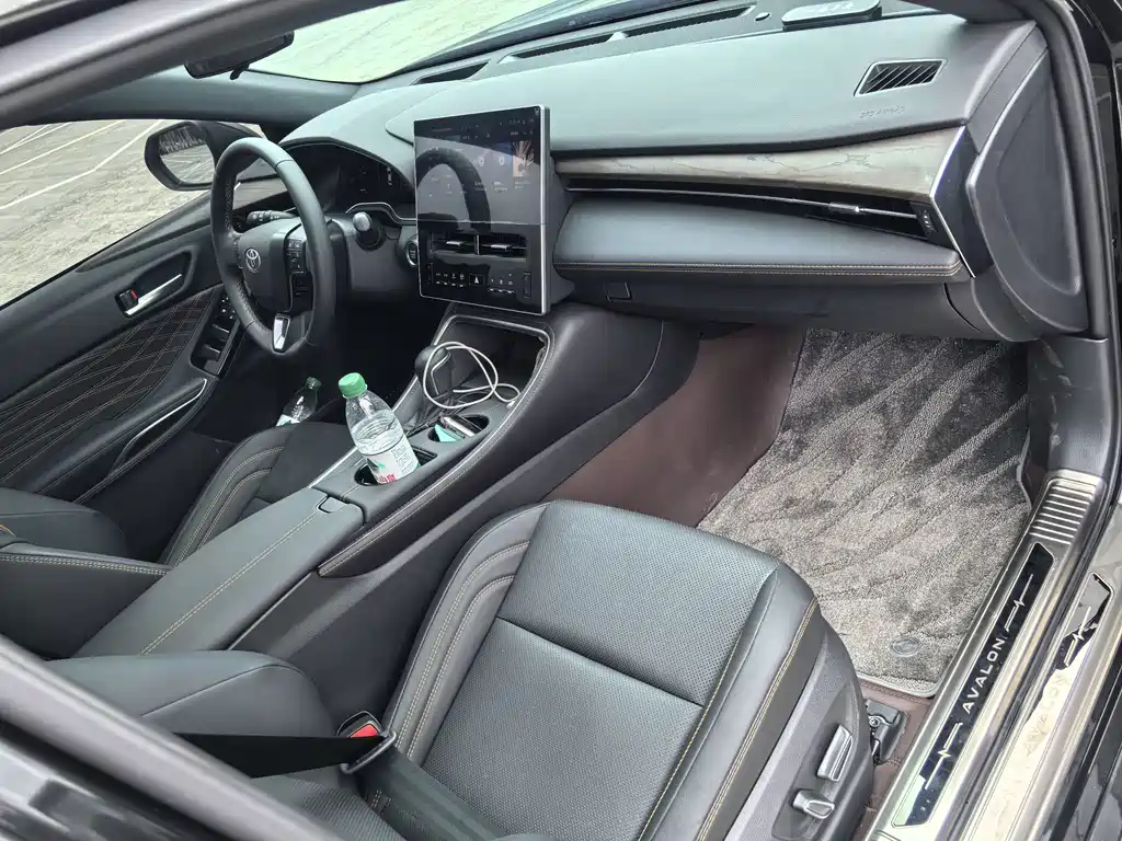 Toyota Avalon — миниатюра 8