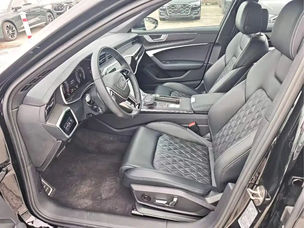 Audi A6L 2025 45 TFSI quattro