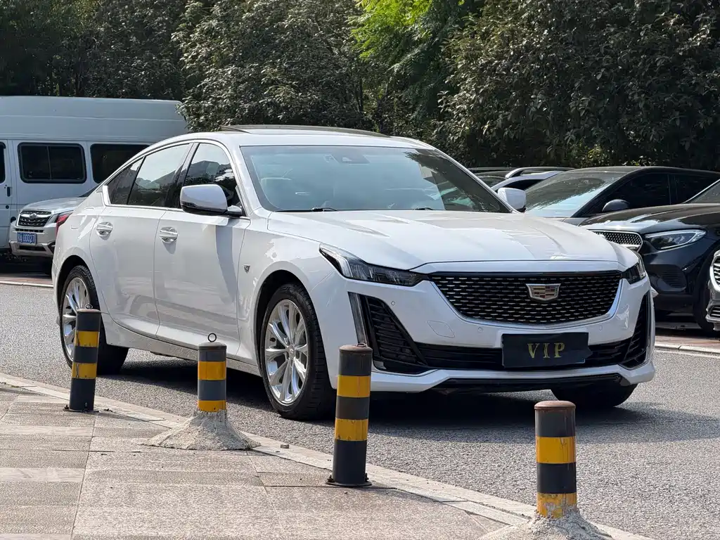 Cadillac CT5 — миниатюра 3