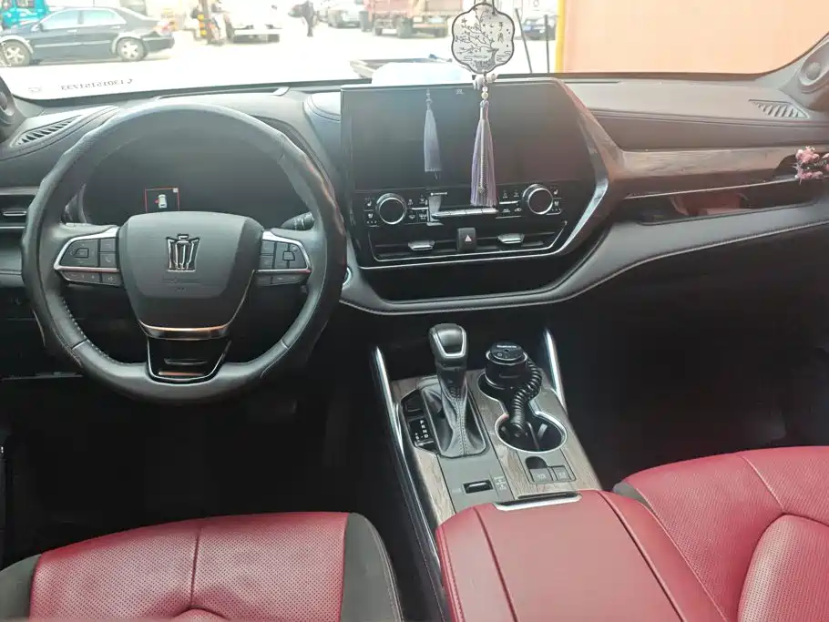 Toyota Crown Kluger — миниатюра 12