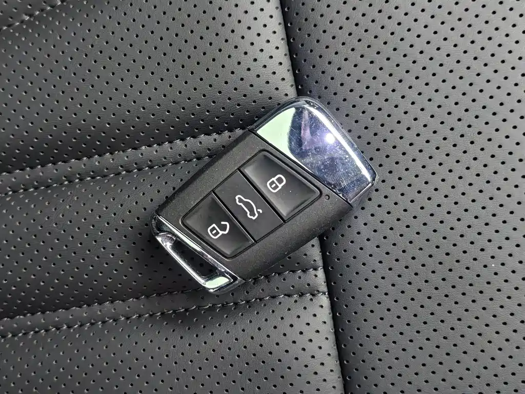 Volkswagen Passat — миниатюра 12
