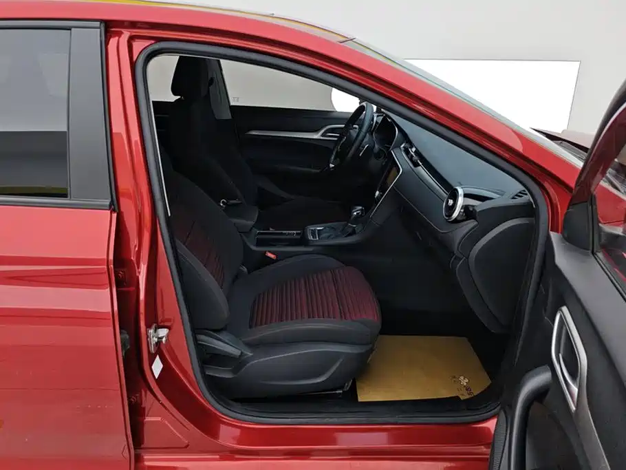 MG MG6 — миниатюра 8
