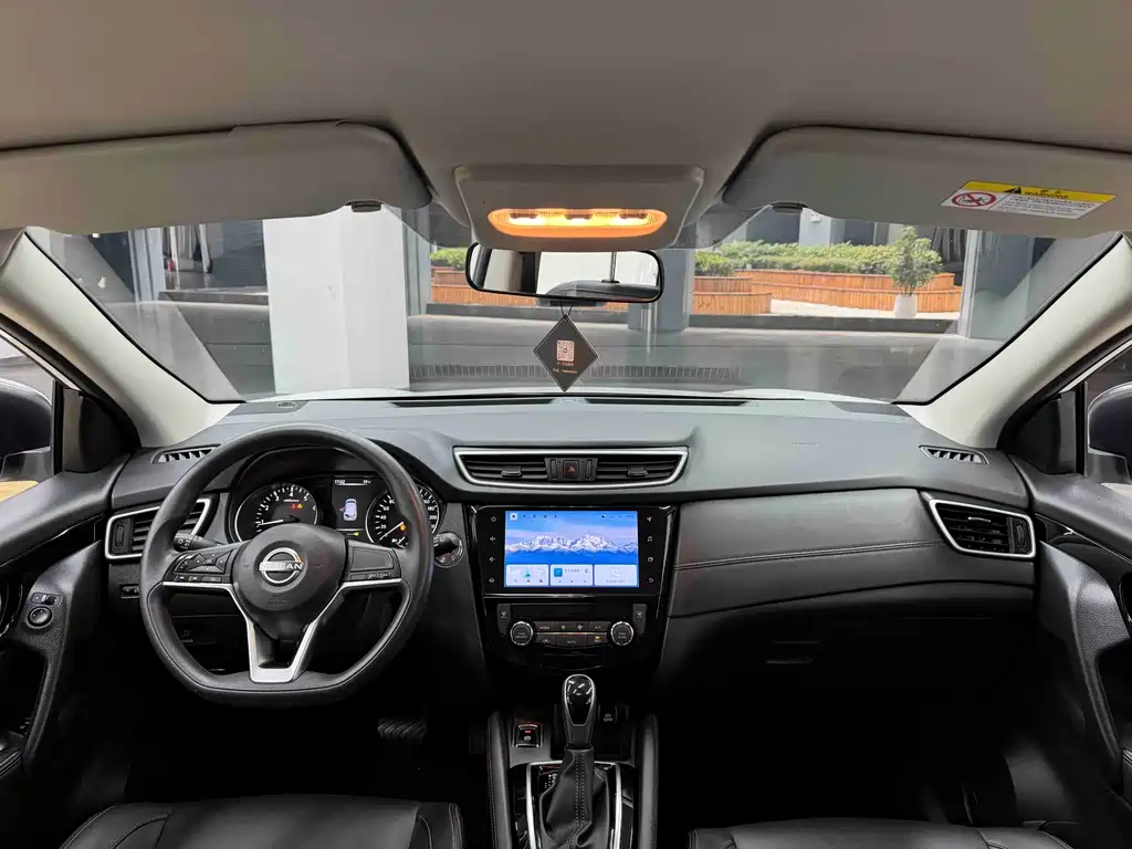 Nissan Qashqai — миниатюра 19