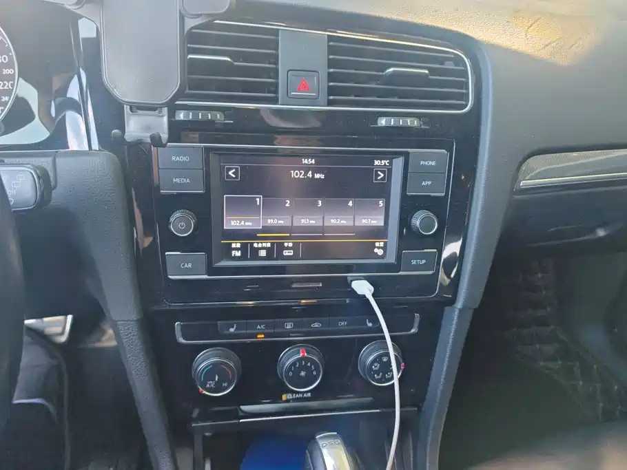 Volkswagen Golf — миниатюра 13