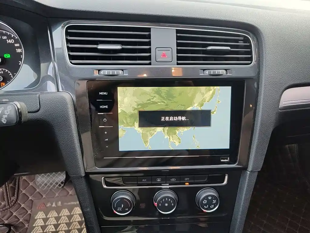 Volkswagen Golf — миниатюра 13