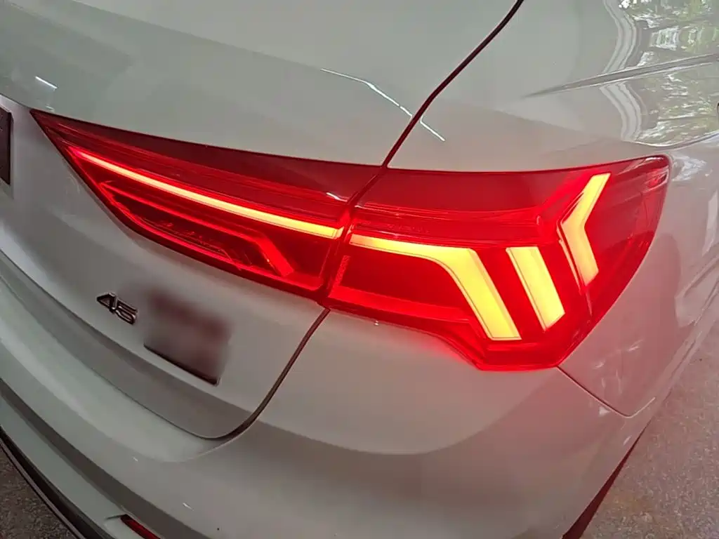 Audi Q3 — миниатюра 8