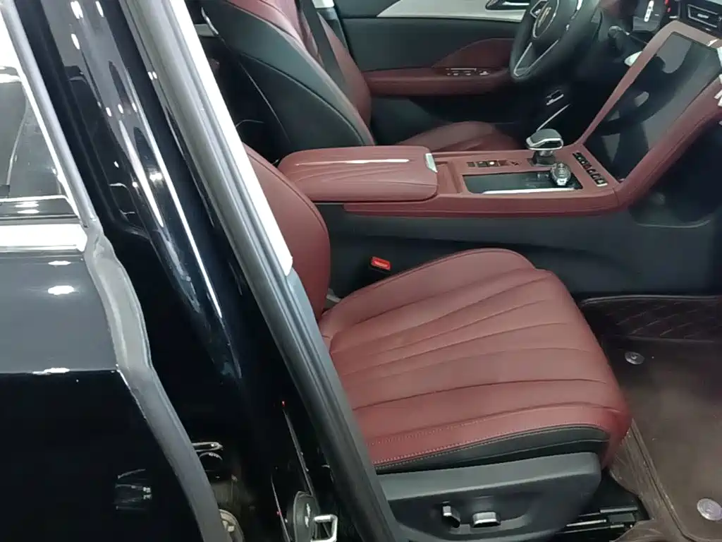 Hongqi Hongqi H5 — миниатюра 25
