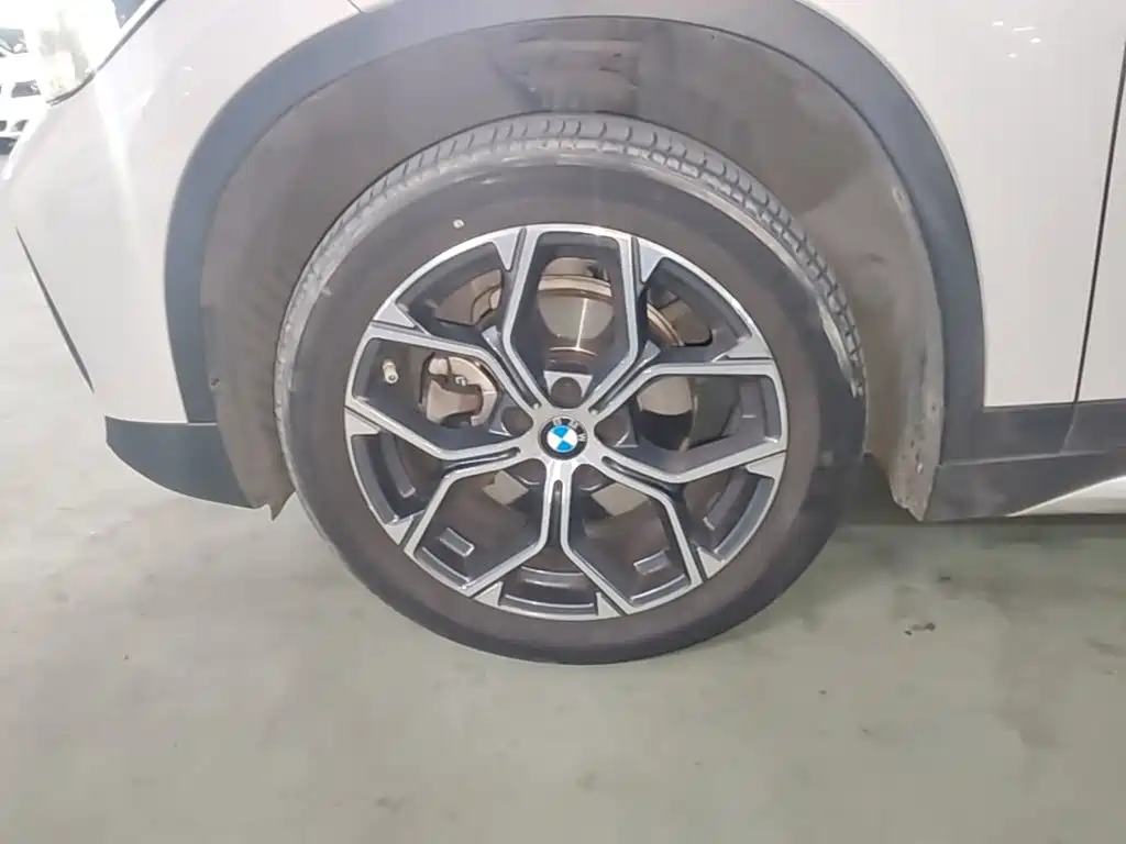 BMW X1 — миниатюра 23