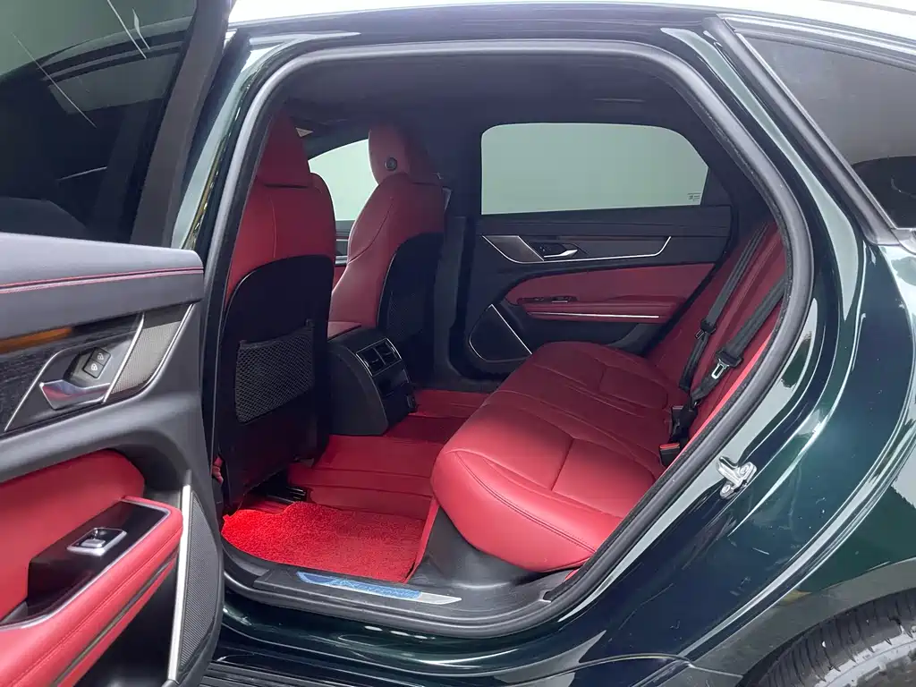 Jaguar XFL — миниатюра 12