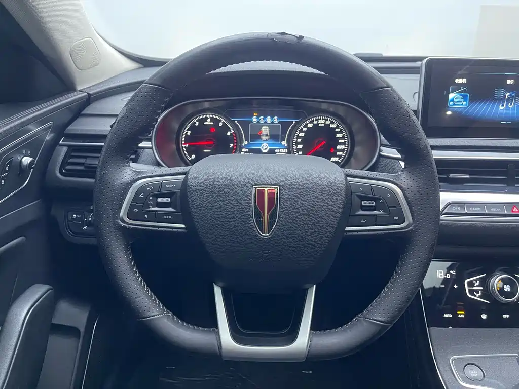 Hongqi Hongqi H5 — миниатюра 16