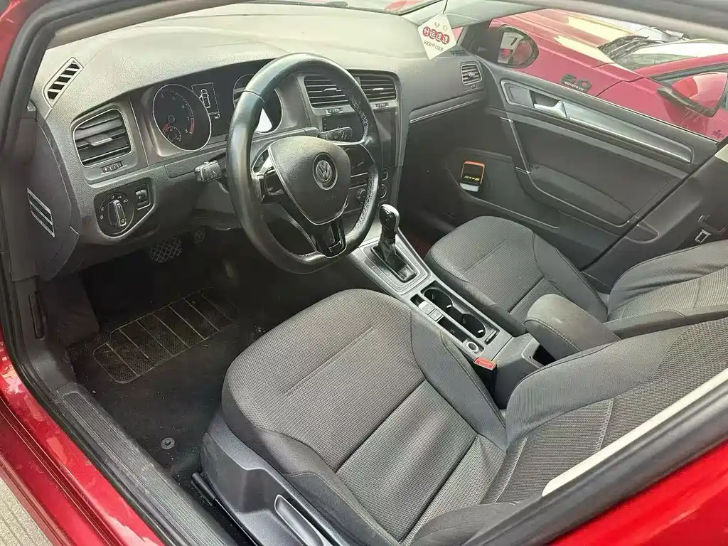 Volkswagen Golf — миниатюра 6