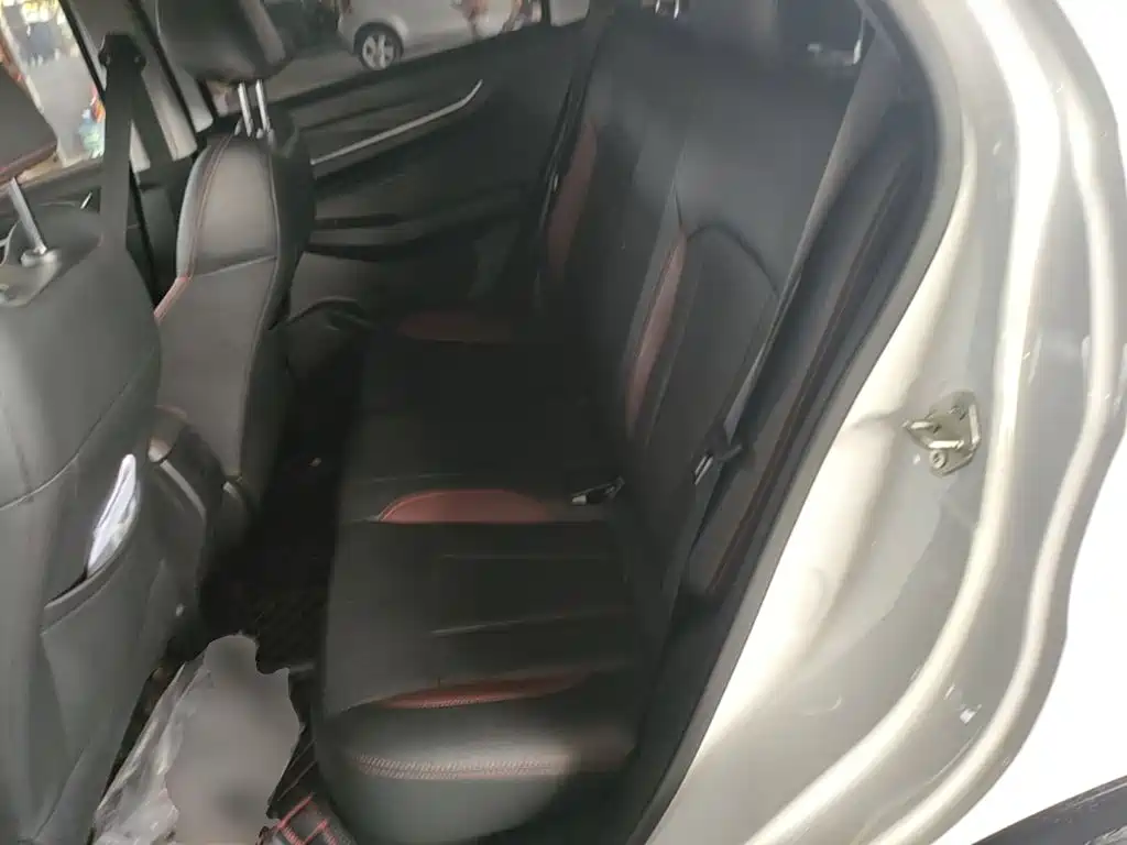 Geely Vision X3 — миниатюра 17